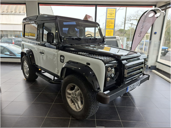 Land Rover Defender 90 TD5 2