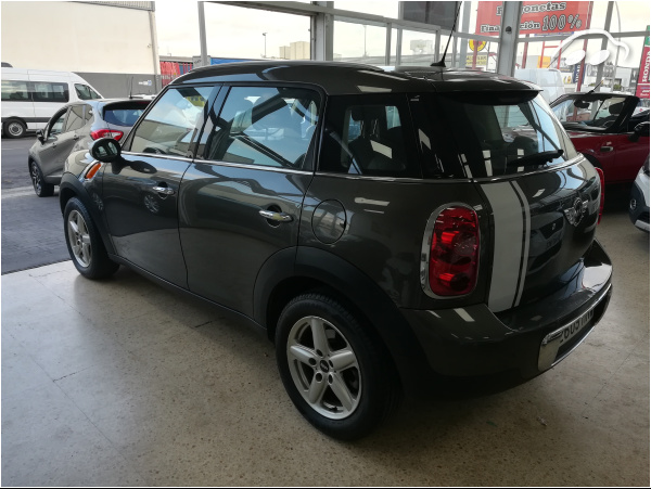 Mini Cooper D Countrymann COOPER D 2