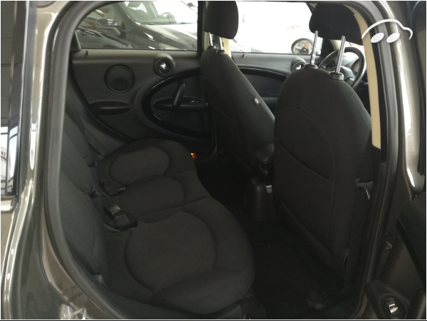 Mini Cooper D Countrymann COOPER D 7