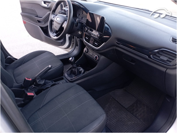 Ford Fiesta  8