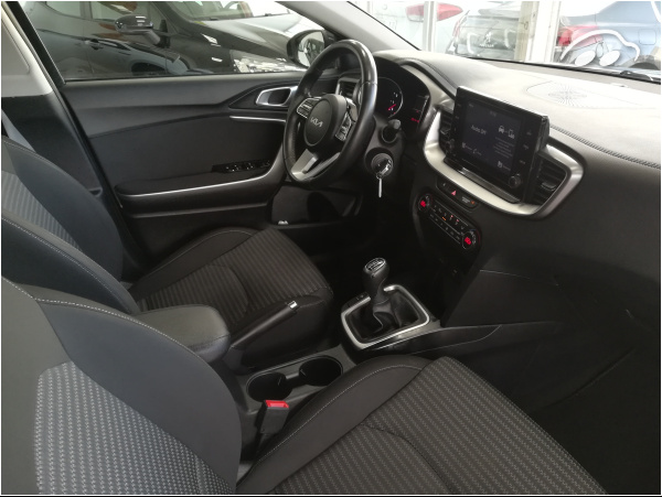Kia XCeed 1.0 6