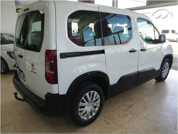 Peugeot Rifter 1.5 4