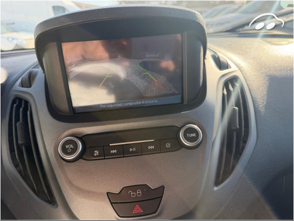 Ford Transit courier FURGON  4