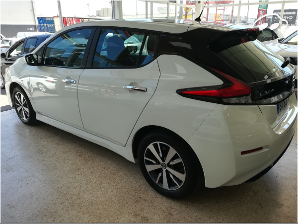 Nissan Leaf acenta 40kwh 3
