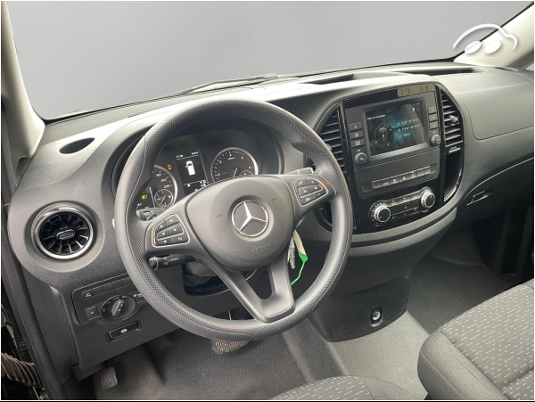 Mercedes-benz Vito  4
