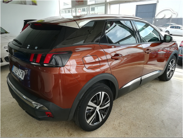 Peugeot 3008 SUV ALLURE 5
