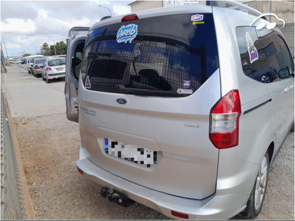 Ford Tourneo courier  10