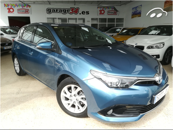 Toyota Auris 1.8 1