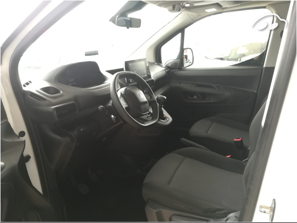 Peugeot Rifter 1.5 6