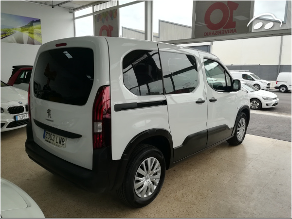 Peugeot Rifter 1.5 4