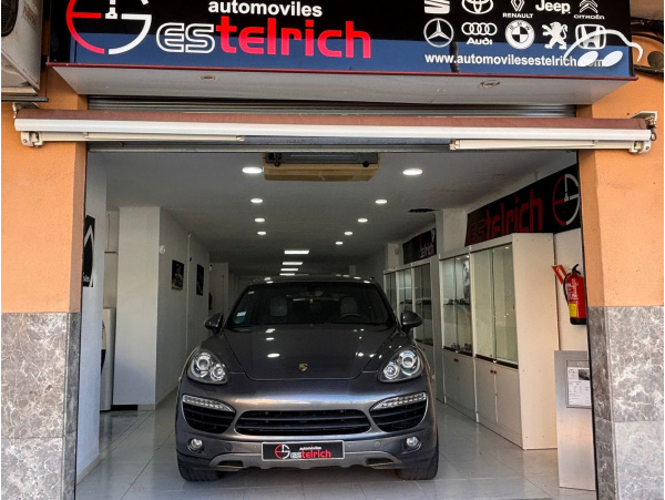 Porsche Cayenne S  1