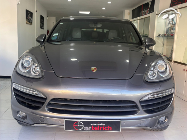 Porsche Cayenne S  2