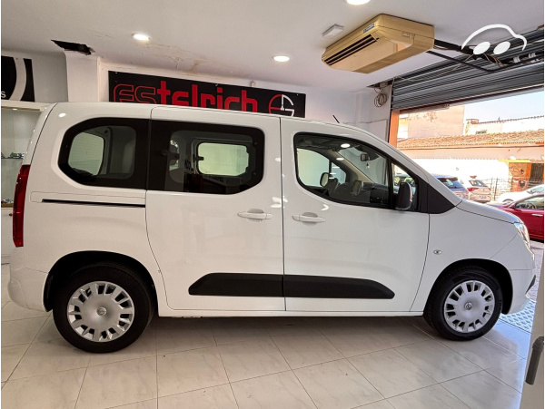 Opel Combo Life  10