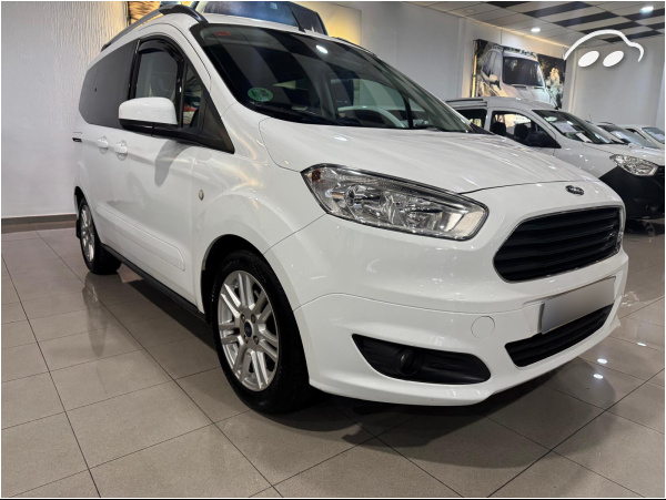 Ford Tourneo courier 1.0 ECOBOOST TITANIUM 1