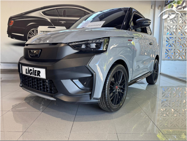 Ligier JS50 SELECT CONFORT  1