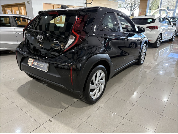 Toyota Aygo 1.0 PLAY 5