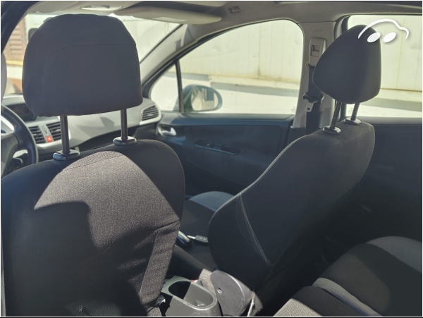 Peugeot 207 1.6 10