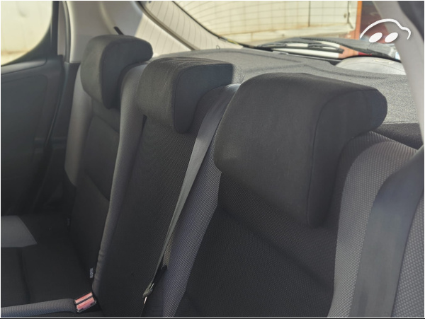 Peugeot 207 1.6 7