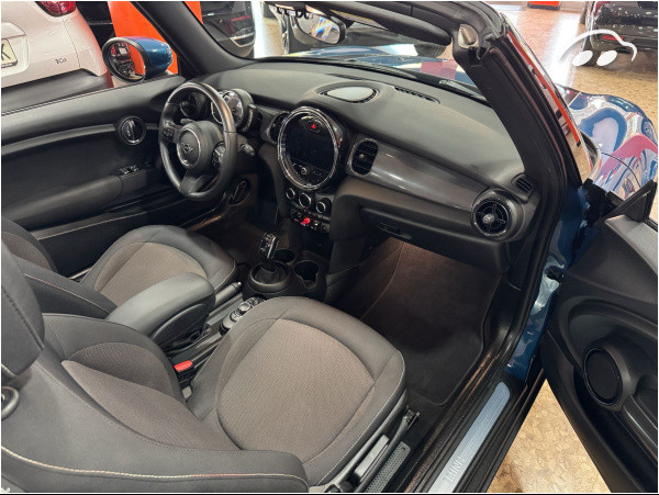 Mini Cooper Cabrio 1.5 AUTOMÁTICO  11