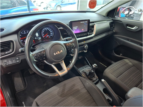 Kia Stonic  4