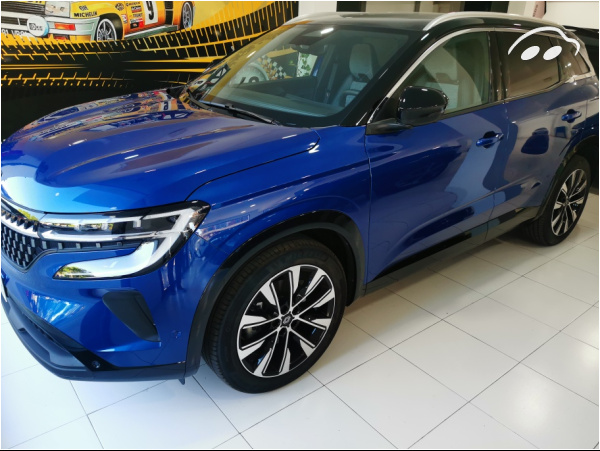 Renault Austral TECHNO HTBRID 200CV 4