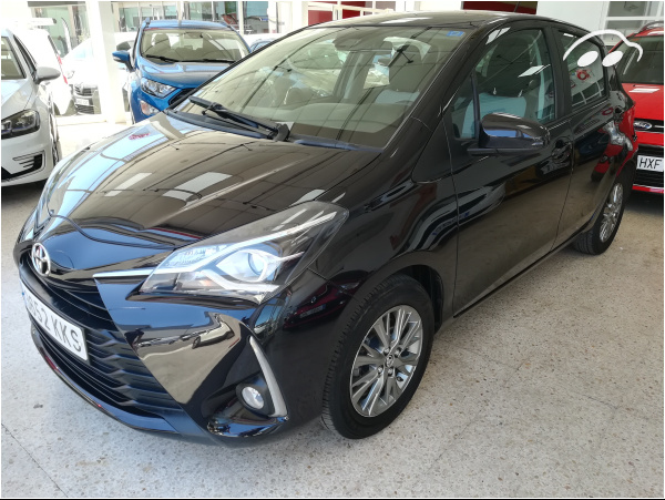 Toyota Yaris ACTIVE 3