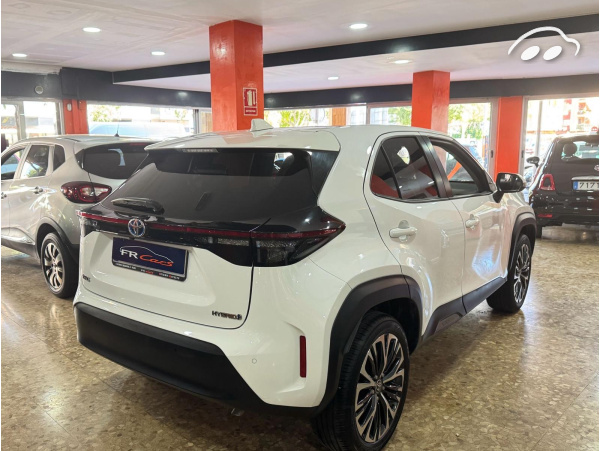 Toyota Yaris Cross 1.5 STYLE PLUS AUTOMÁTICO  4