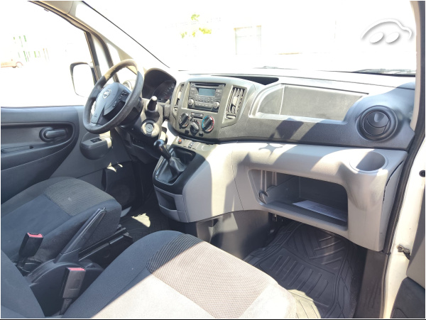 Nissan Nv200  8