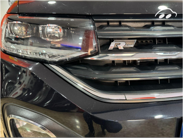 Volkswagen T-cross 1.5 R LINE AUTOMÁTICO 12