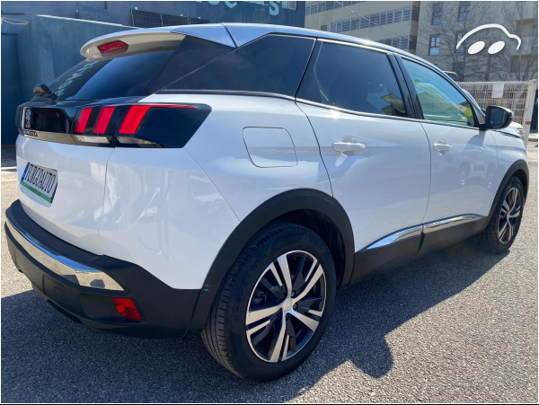 Peugeot 3008 Allure 130Cv 6