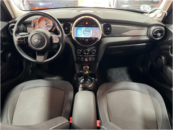 Mini Cooper AUTOMÁTICO 5P 8
