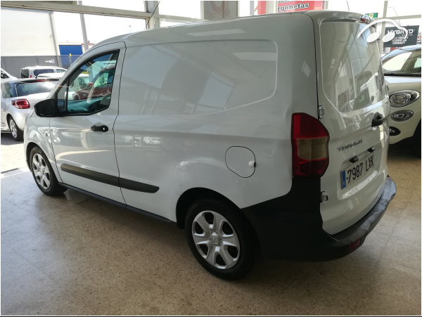 Ford Transit courier LIMITED 2