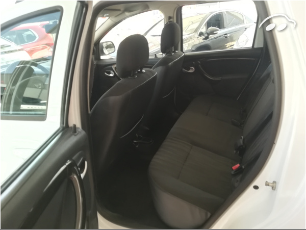 Dacia Duster LAURETE 6