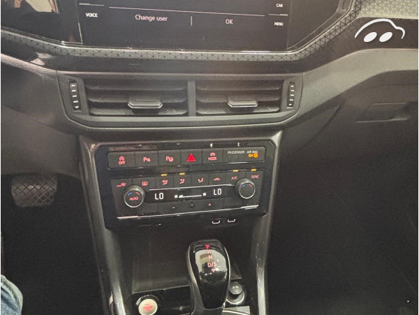 Volkswagen T-cross  5