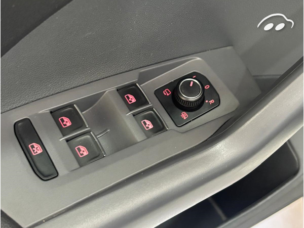 Volkswagen T-cross  9