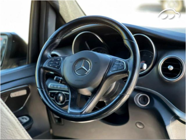 Mercedes-benz Clase V V 250 BlueTEC Avantgarde Compacto 4