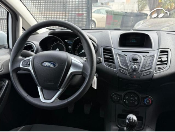 Ford Fiesta 5p Trend 1.25 82 CV 4