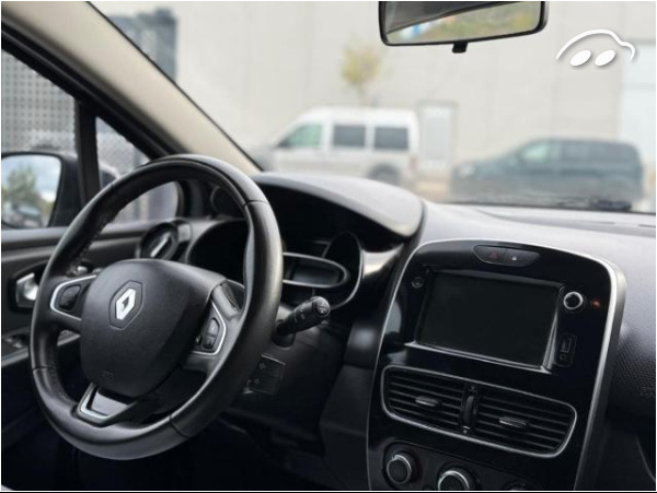 Renault Clio Limited TCe 66 kW (90 CV) 6