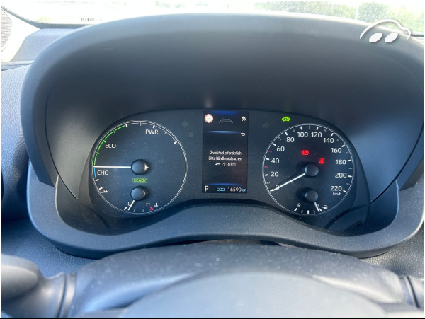 Toyota Yaris Active Tech hybrid 5