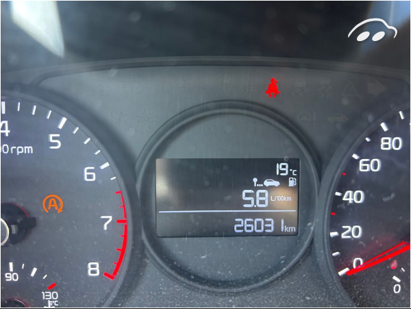 Kia Picanto 1.0 CONCEPT 5