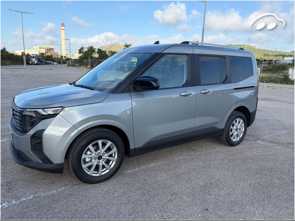 Ford Tourneo courier TITANIUM 6